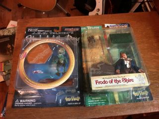 2 Vintage Middle Earth Toys Action Figures - Frodo,  Gollum - Hobbit Figures - In Packag