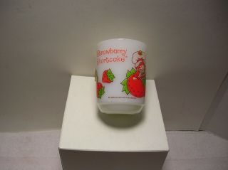 Vintage Strawberry Shortcake Anchor Hocking Milk Glass Mug 1980