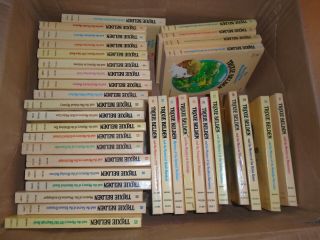 34 (1 - 34) Trixie Belden Paperback Books Oval Covers