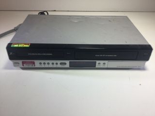 Zenith Dvd Recorder Video Cassette Recorder Model Xbr716 With Plug Powers On