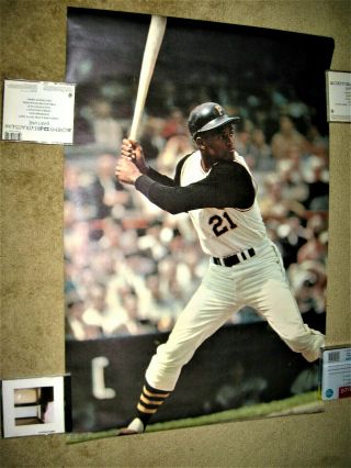 1968 Roberto Clemente Sports Illustrated Si Poster Pittsburgh Pirates Nrmt - Mt