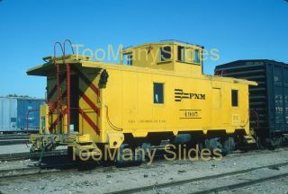 Slide - Fnm Mexico Caboose 4905 (ex - Sbc) In Paint