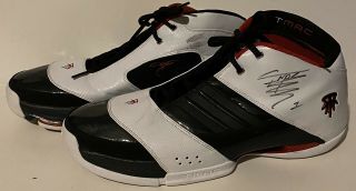 to VINCE YOUNG TRACY MCGRADY GAME TMAC ROCKETS SHOES DUAL SIGNED 2