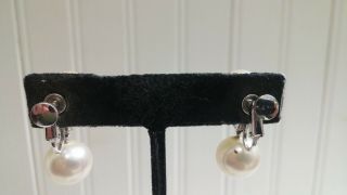 Vintage Silvertone Metal Faux Pearl Glass Bead Dangle Screw Clip - On Earrings 3