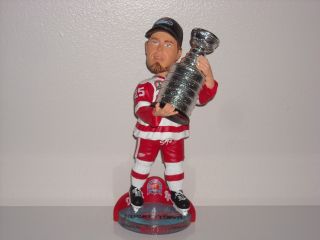 Darren Mccarty Detroit Redwings Bobble Head 2002 Nhl Stanley Cup Champs Trophy