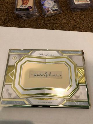 2019 Topps Transcendent Walter Johnson Autograph Auto Oversized 1/1 Cut Card