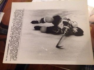 Bobby Orr 1974 Boston Bruins Nhl Hockey Photo