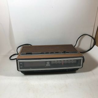 Vintage General Electric Ge Digital Am/fm Radio Alarm Clock Model 7 - 4625f