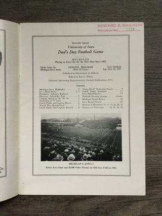 1937 Michigan Wolverines vs Iowa Hawkeyes College Football Program NILE KINNICK 3