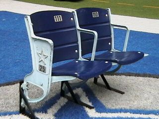 Texas Stadium Collectible Stadium Seats - Set Of 2 - Star Logo Riser Mount