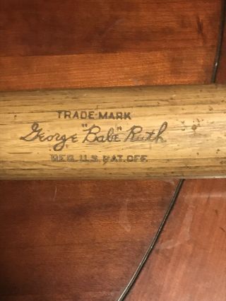 1930’s Era George Babe Ruth Louisville Slugger Bone Rubbed Br 40,  35 Inch Bat