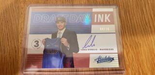 18 - 19 Absloute Basketball Luka Doncic Draft Day Ink Level 3 Auto 4/10