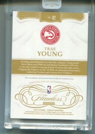 2018 - 19 PANINI FLAWLESS RC 82 TRAE YOUNG GOLD DOUBLE GEMS 04/10 2