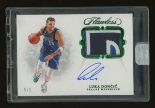 2018 - 19 Panini Flawless Emerald Luka Doncic Rpa Rc 3 - Color Patch Auto 5/5