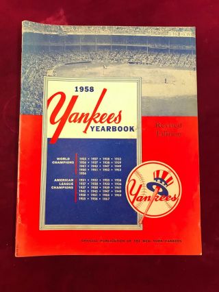 1958 York Yankees Yearbook Revised Mickey Mantle,  Dw/sc4