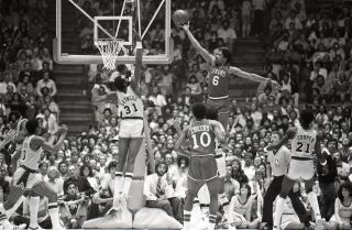 Dr.  J Julius Erving 1980 Nba Finals 76ers Lakers Photo 35mm Negative