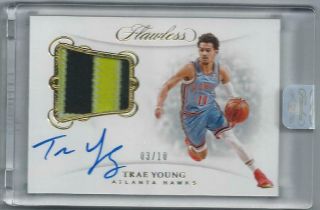 2018 - 19 Panini Flawless Trae Young Rookie Patch Auto Gold 03/10 Rpa Hawks Jersey