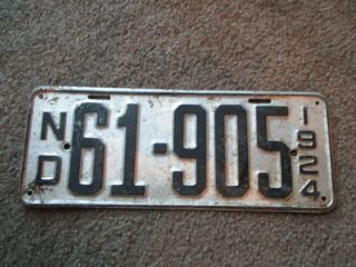 1924 North Dakota Vehicle License Plate 61 - 905
