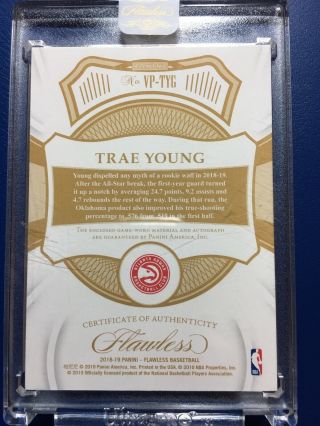 TRAE YOUNG 2018 - 19 Panini FLAWLESS GAME WORN RPA ROOKIE PATCH AUTO D 15/15 2