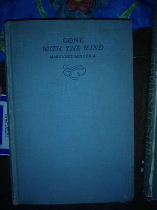 Vintage Books.  Gone With The Wind