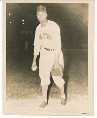 1940s Baseball Photo Of Negro Leaguer Henry Miller,  2 Victoria Cards