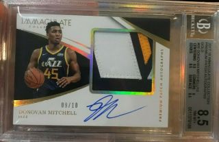 2017 - 18 Immaculate Donovan Mitchell Premium Rookie Patch Auto Gold 9/10 3 - Color