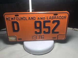 1976 Newfoundland Dealer Licence Plate D - 952 Pl147