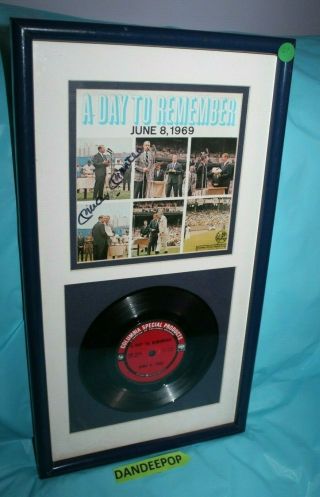Mickey Mantle Signed Record Jacket With Record A Day To Remember June 8,  1969