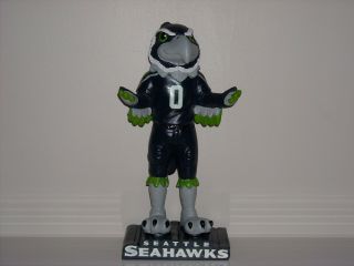 Blitz Seattle Seahawks Mascot 12 " Statue Figurine Nfl 2019 Limited Edition