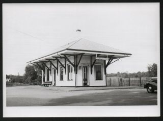 Vintage Railroad Photo 5x7 Phillips Beach Ma B&m Rr Station Swampscott Branch