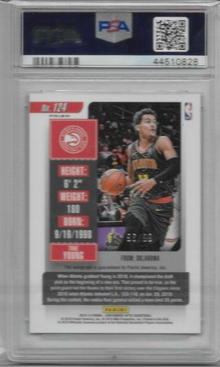 2018 - 19 Contenders Optic Rookie Red Trae Young Hawks AUTO 96/99 PSA 10 VARIATION 2