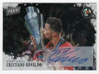 Cristiano Ronaldo 2019 Panini Black Friday Cracked Ice Auto /5 Autograph Ssp