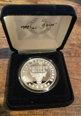 Chicago Bulls 6 Time Nba Champs 1 Troy Oz Silver.  999 Coin 2395/5000 W/case,