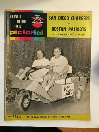 Afl Football Program - Chargers Vs Patroits 1966 Autographed (lance Alworth)