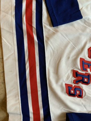 VINTAGE MADE IN CANADA CCM YORK RANGERS 99 WAYNE GRETZKY JERSEY IN SIZE M 3