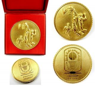 Egyptian Basketball Federation Present Medal Gold Plated