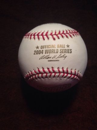 RAWLINGS 2004 OFFICIAL WORLD SERIES GAME BASEBALL Red Sox vs Cardinals BLEMISH 3
