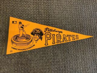 Vintage 1970’s Pittsburgh Pirates Three Rivers Stadium Pennant Flag Mlb