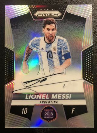 2018 Panini Prizm World Cup Lionel Messi On Card Autograph 51/99 (argentina)