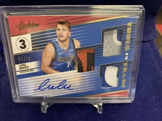 Luka Doncic Autograph 2018 - 19 Absolute Tools Of The Trade Ball Patch Auto 1/10