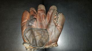 1920s Victor Wright and Ditson Baseball Glove 2