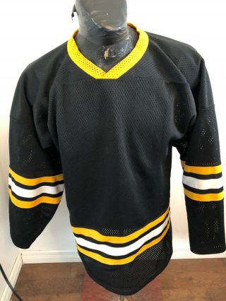 Mens Large Athletic Knit Hockey Jersey Boston Bruins Blank