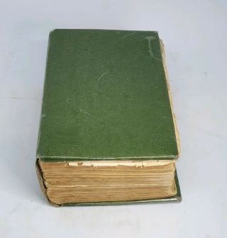 The Book of Household Management by (Mrs Isabella Beeton) mz71 2