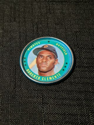1971 Topps Baseball Coins 71 Roberto Clemente.  Vintage Coin.  Bob Clemente 3