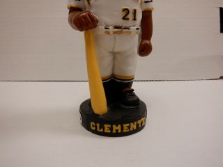 Roberto Clemente Pittsburgh Pirates 8 