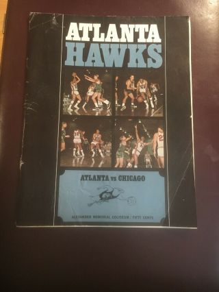 Atlanta Hawks Vs Chicago Bulls Game Program February 8,  1969 2