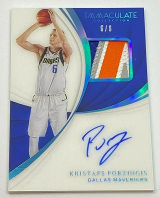 2018 - 19 Panini Immaculate Kristaps Porzingis Patch Autograph 6/6 Jersey Number