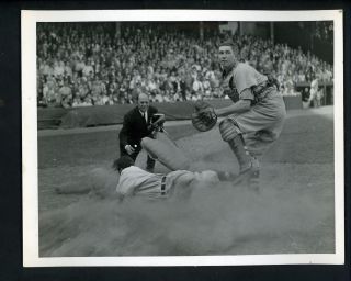 Hal Wagner Lou Boudreau Bill Mcgowan 1946 Press Photo Boston Red Sox Indians