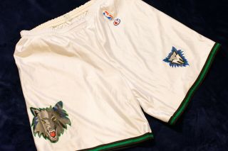 Vintage Champion Minnesota Timberwolves Shorts Kevin Garnett 40 - 42
