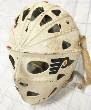 Vintage 1970s Philadelphia Flyers Face Mask And Vintage 1974 Stanley Cup T - Shirt
